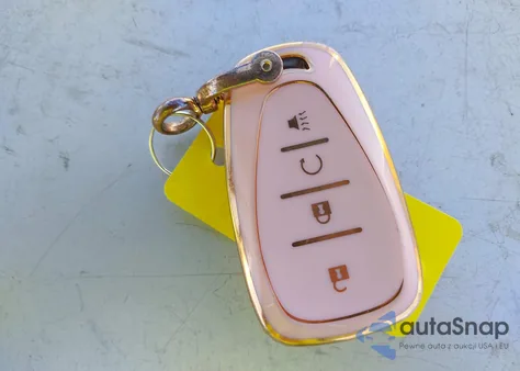 2025 Chevrolet Trax Fwd Lt z USA, uszkodzony, nr VIN KL77LHEP4SC153425